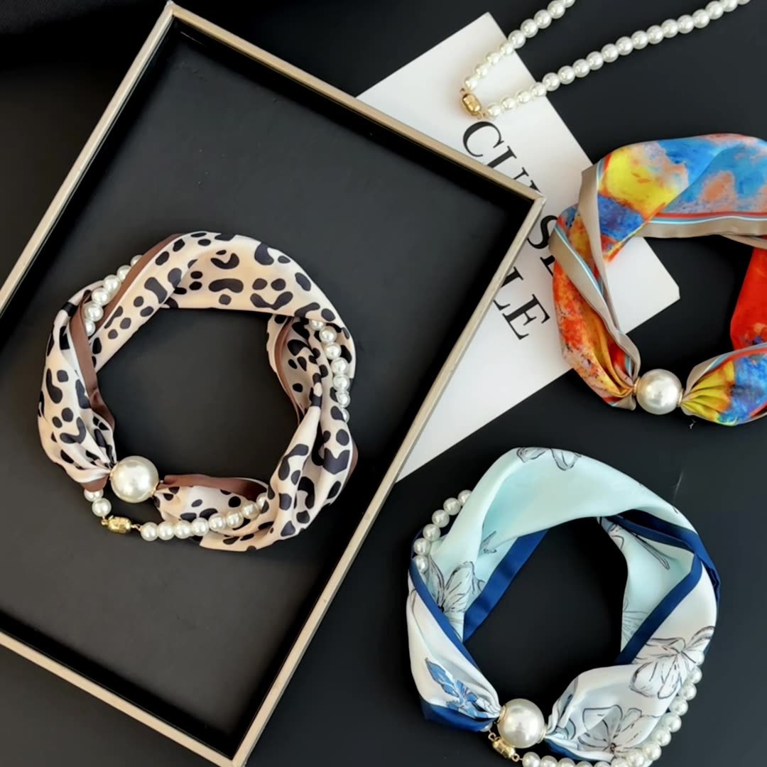 Bedruckter Seidenschal mit Mag – Face Scarf Mask Bewertung und Preis